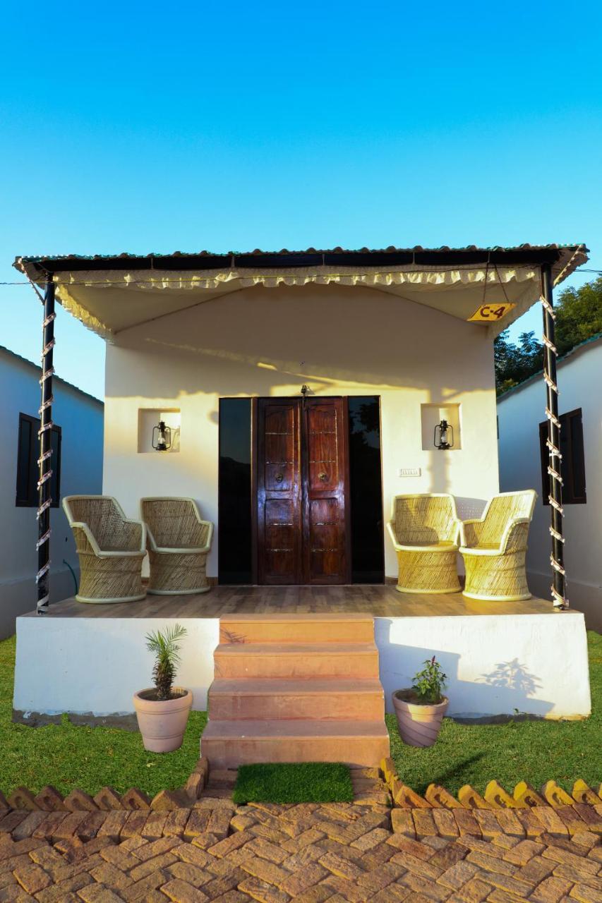 Hotel Yash Vilas Sawai Madhopur Exteriör bild
