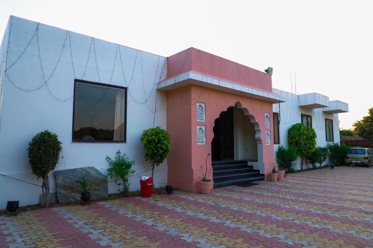 Hotel Yash Vilas Sawai Madhopur Exteriör bild